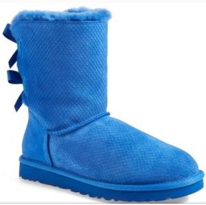 😱😱ROYAL BLUE UGG*EXOTIC SCALES & BAILEY BOWS